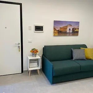 https://la-casetta-di-leo.sicilyhotelsitaly.net
