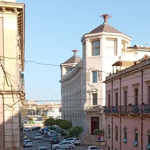 https://columna-domus.sicilyhotelsitaly.net